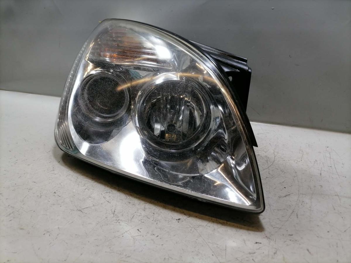 Kia Carens 3 original Scheinwerfer vorn rechts Halogen Bj.2007